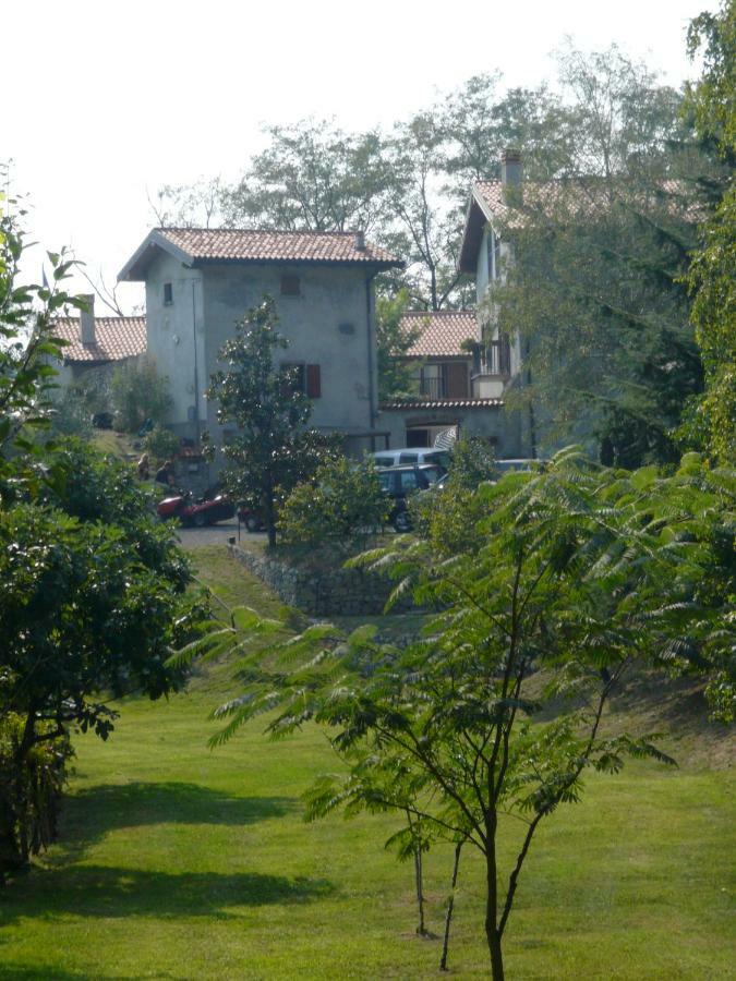 Cascina Cologna Acomodação com café da manhã Galbiate Exterior foto