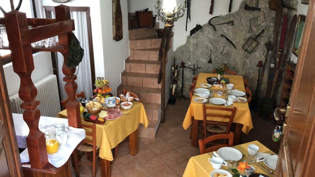 Cascina Cologna Acomodação com café da manhã Galbiate Exterior foto