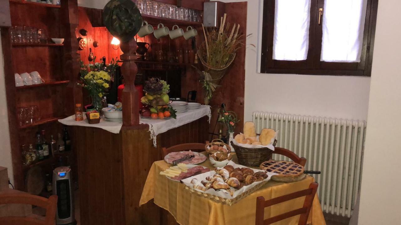 Cascina Cologna Acomodação com café da manhã Galbiate Exterior foto